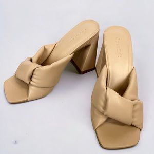 Open Edit Saydee Puffy Sandal Block Heel Cream Beige Size 7.5